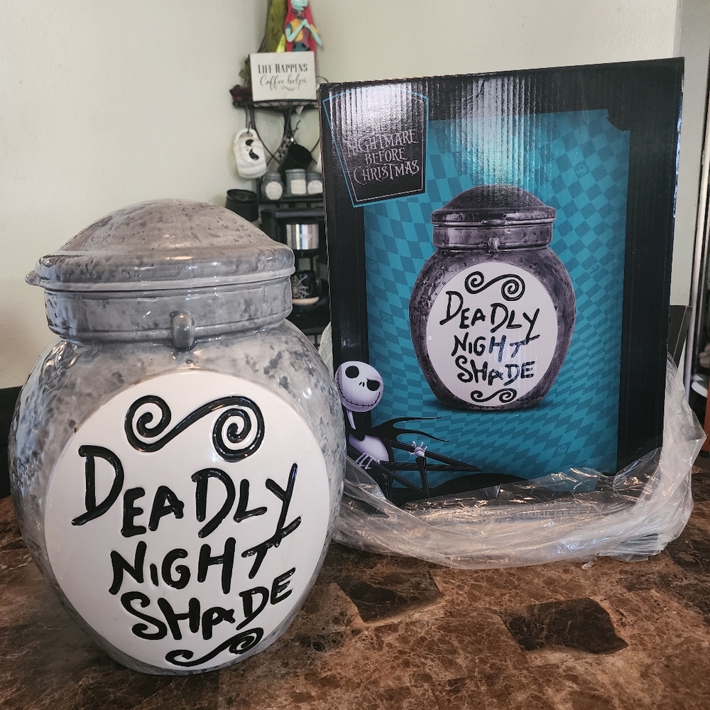 Disney Ceramic Nightmare Before Christmas 10.5" H Cookie Jar.